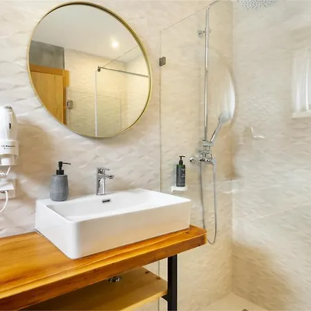 Forest - Хостел