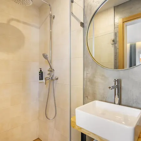 Хостел Forest - Лейрия