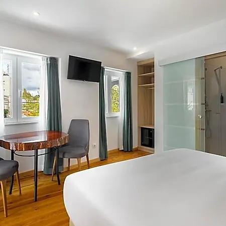 Hostel Forest - Leiria